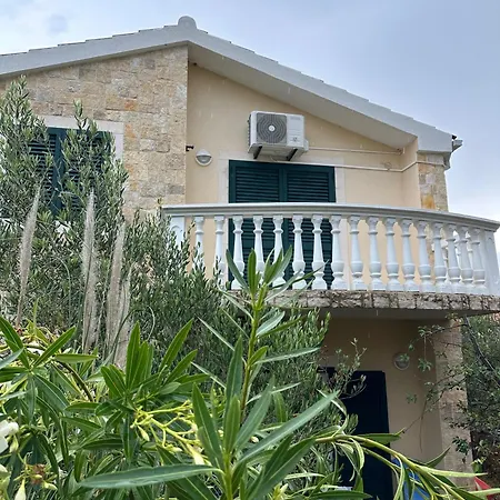 Matilda * Prvic Sepurine